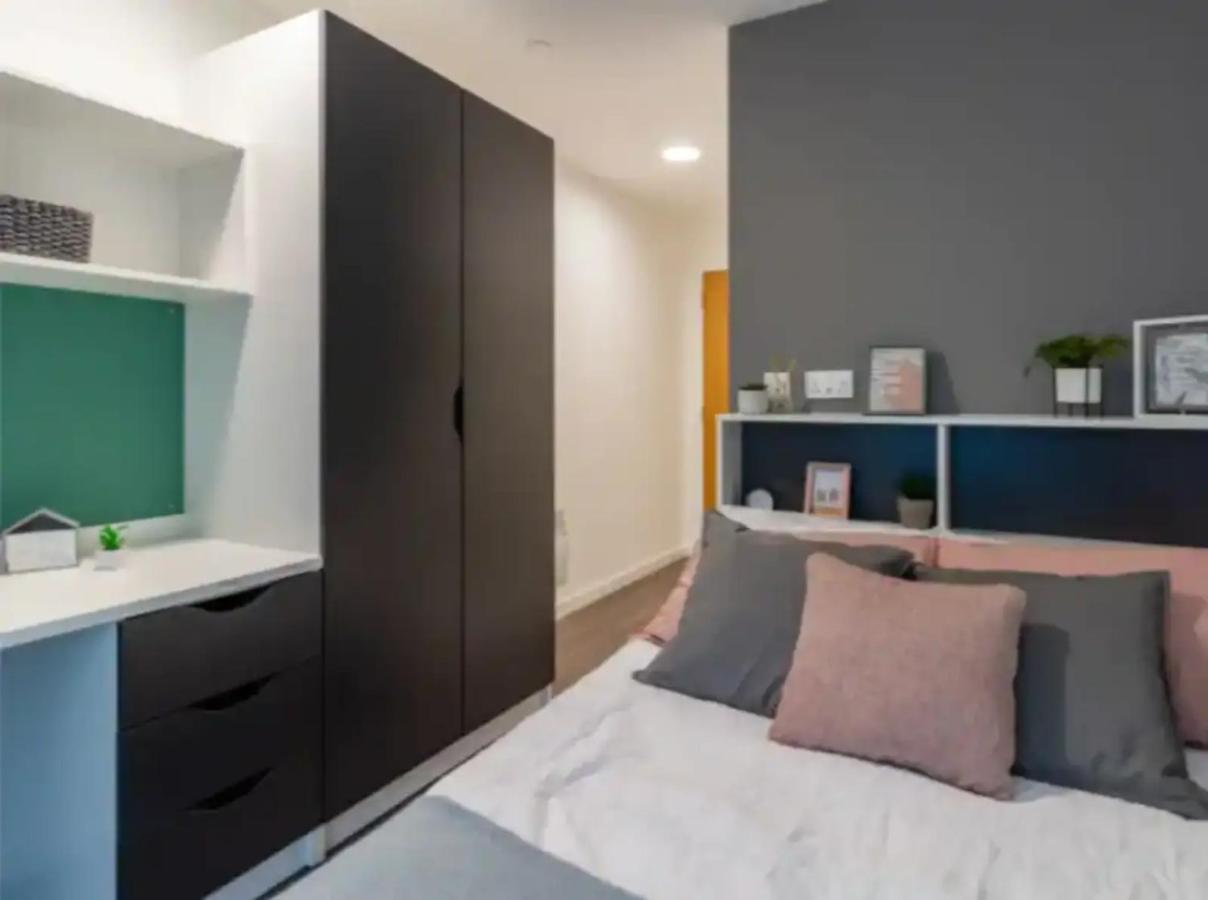 Modern Rooms In Wembley, Sk London Exterior photo